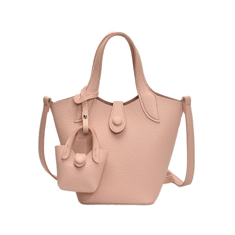 2025 nuevo bolso de canasta de verduras con patrón de lichi para mujer bolso de cubo de gran capacidad de alta calidad diseño de nicho bolso de mensajero de un solo hombro