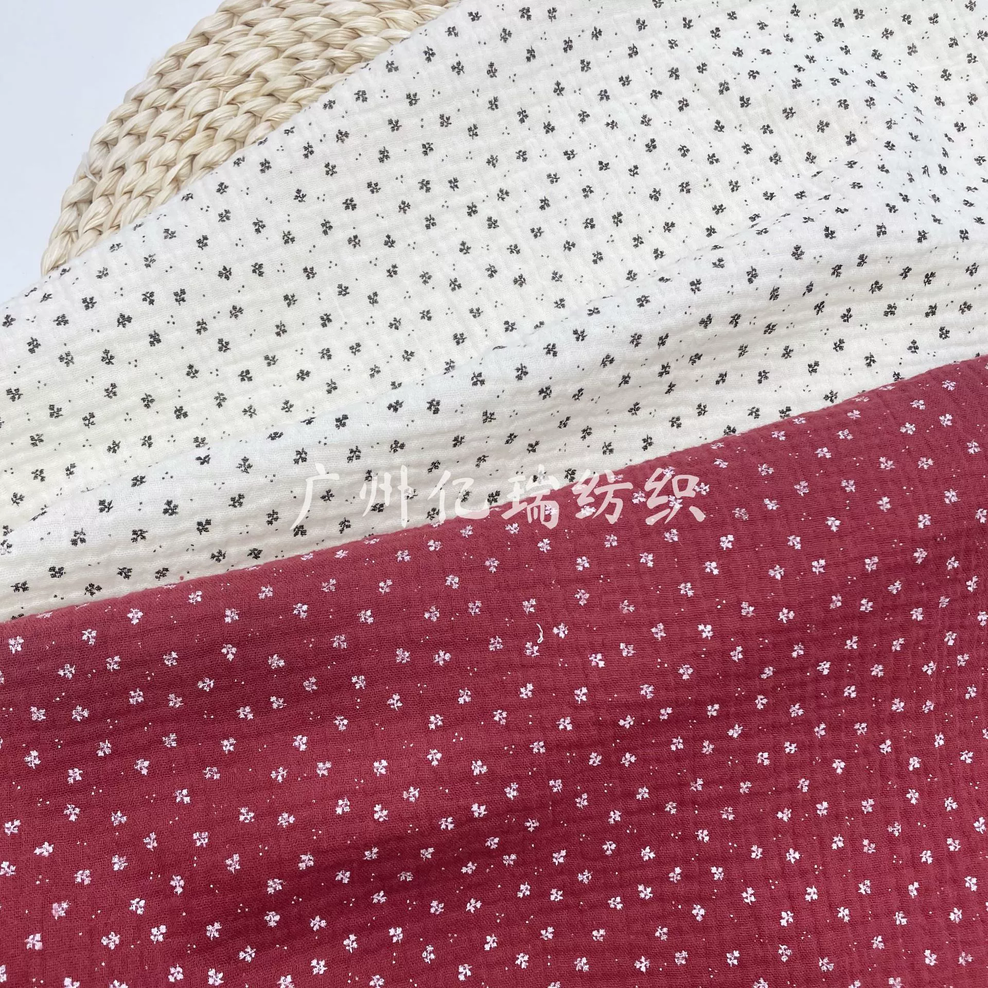 Полная хлопковая двухслойная креповая ткань снежинка маленькая цветочная печать двухслойная марля из хлопчатобумажной пузырьковой пряжи