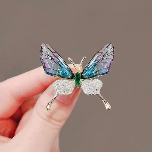 Vibrant butterfly temperament brooch, high-end design, personalized fashion corsage, high-end women's suit pin, high-end