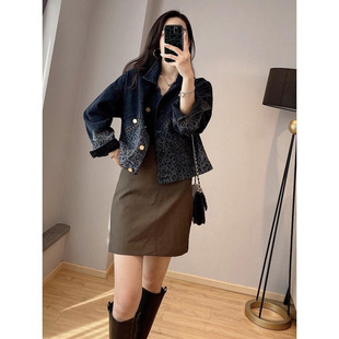 ��ɫ�͹ű��yţ������Ů�����r�ж̿�A������