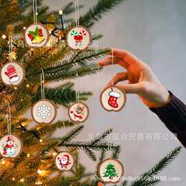 跨境新款仿松木片木质挂件圣诞节木质派对产品圣诞节木质挂饰装饰