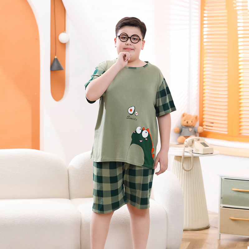 子供のパジャマは太っています。子供は夏に薄手で太っています。|undefined