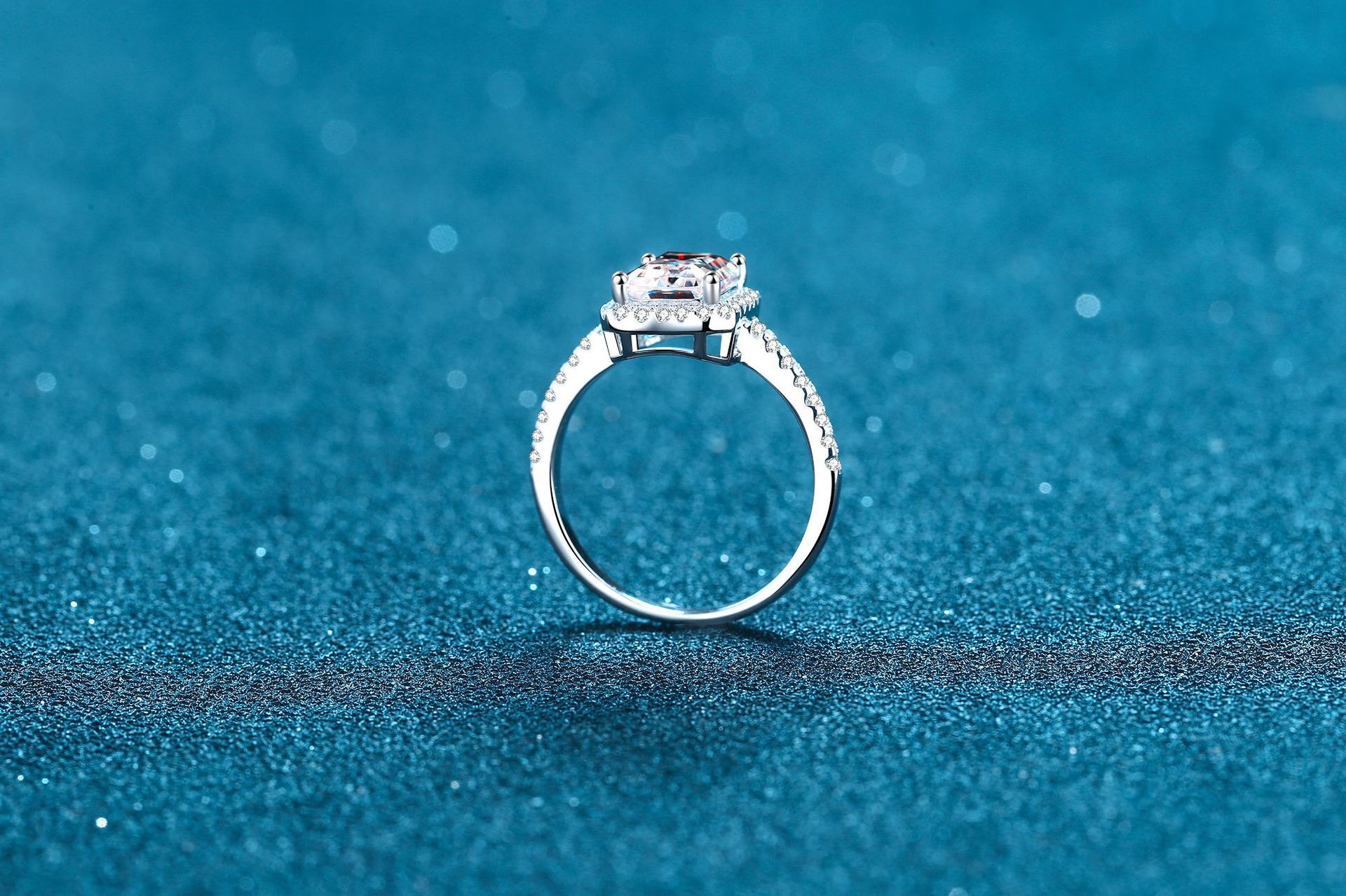 Anillo de plata esterlina de azúcar 1 quilates 2 quilates de cuatro patas anillo de piedra de moissanita