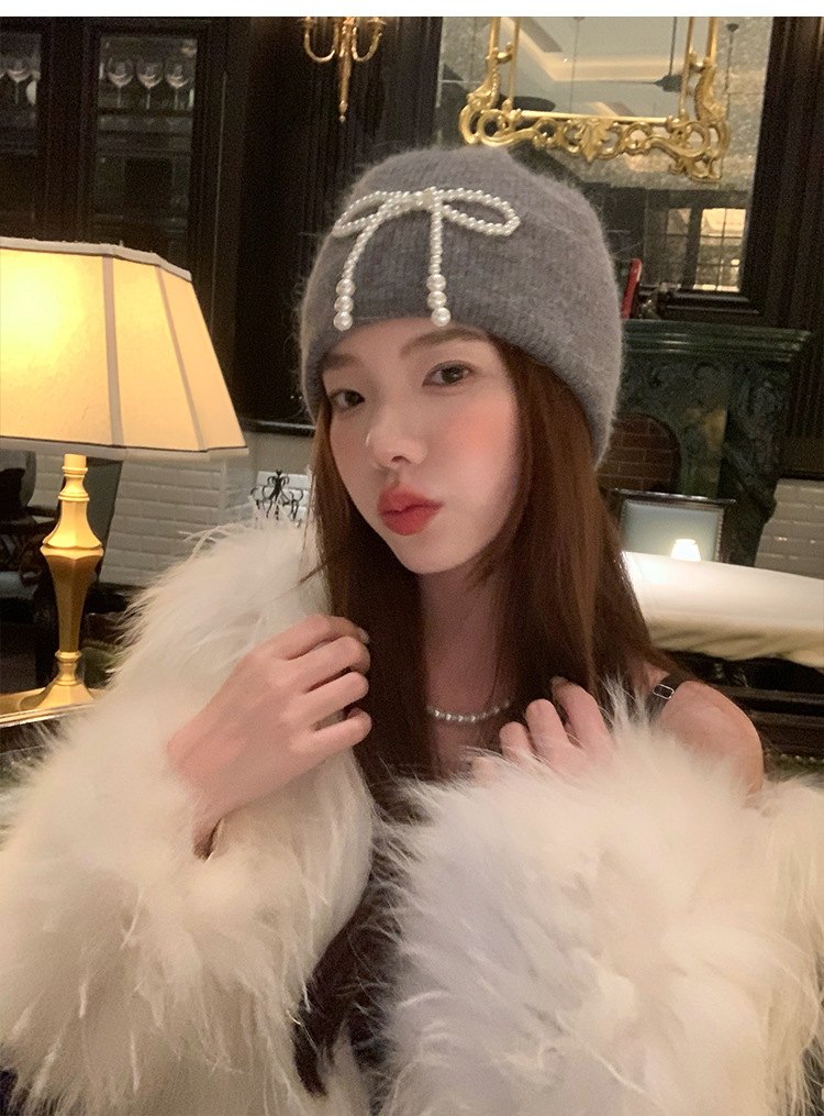 Cappello di lana impilabile Baotou alla moda, piccolo, lavorato a maglia, autunno e inverno, con fiocco di perle, protezione per le orecchie in peluche_voghion.com