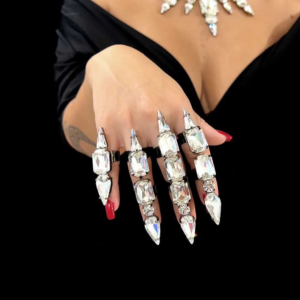 Traje de joyería europea y americana de alta calidad de tres piezas collar exagerado anillo ajustable accesorios conjunto de joyería femenina