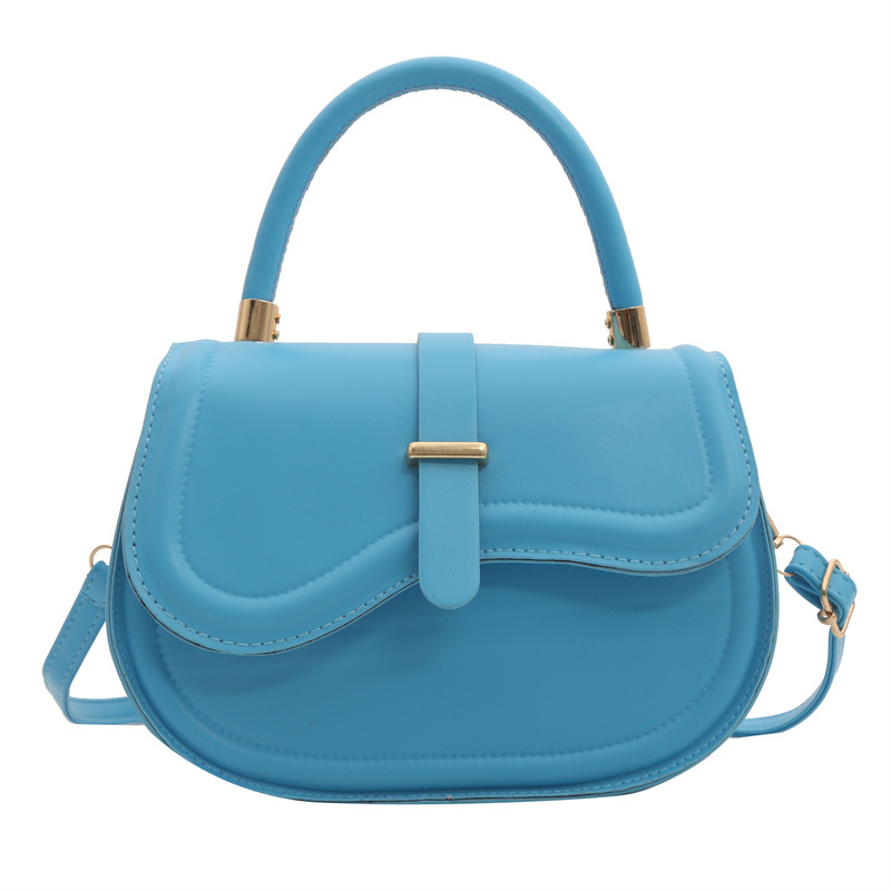 Bolso de silla de color caramelo para mujeres 2024 verano nuevo estilo estilo estilo estilo extranjero bolso de hombro simple bolso de estilo coreano