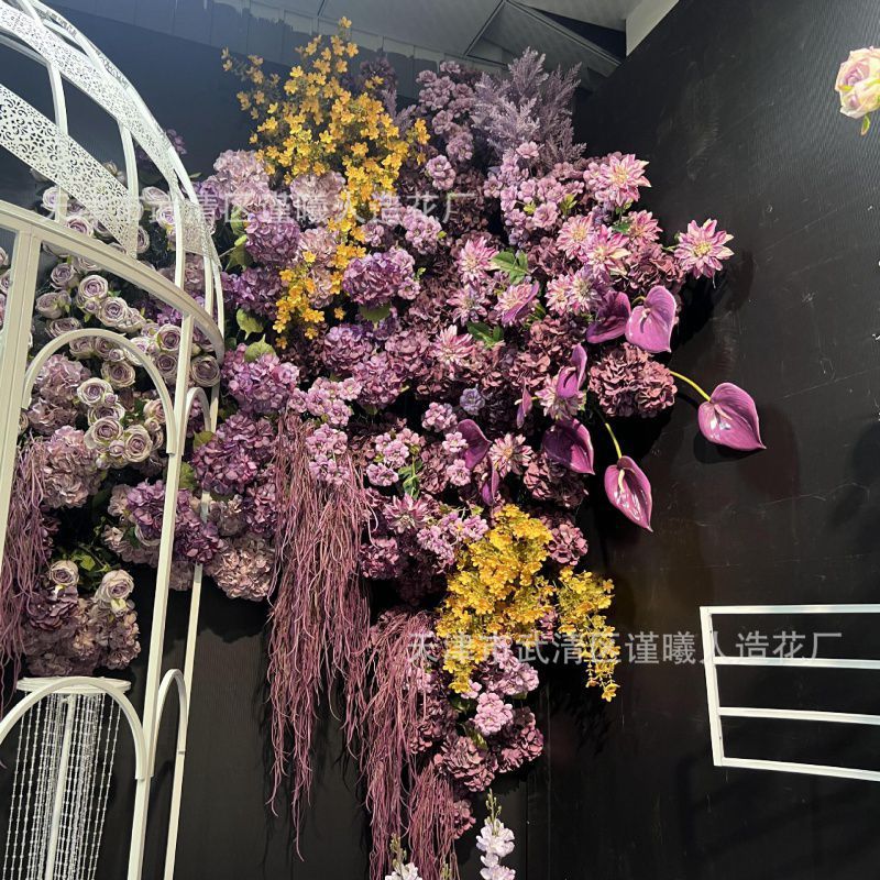中国式の結婚祝いの道はボタンの花を引いて背景を掛けて花のアーチの花の芸を掛けて結婚式の装飾の花の柱の婚約の専門商品を配置します。|undefined