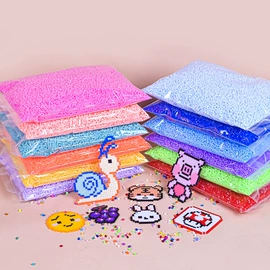 拼插类玩具;拼图、拼板;手链