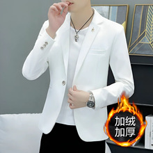 ��Ʒ�|�ӽq���b��ʿ���e�n�������ﶬ���·��Ӻ���������һ�����l