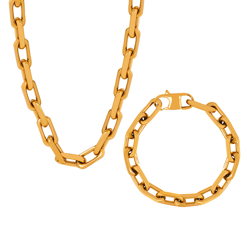 Collar de cadena gruesa pulsera cadena cubana hip hop calle titanio acero cadena hombres y mujeres temperamento nicho clavícula cadena todo partido mujeres