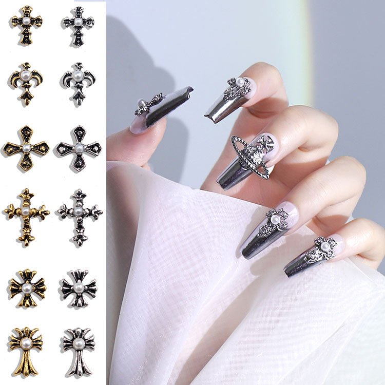 Three dimensional accessory for manicure pearl