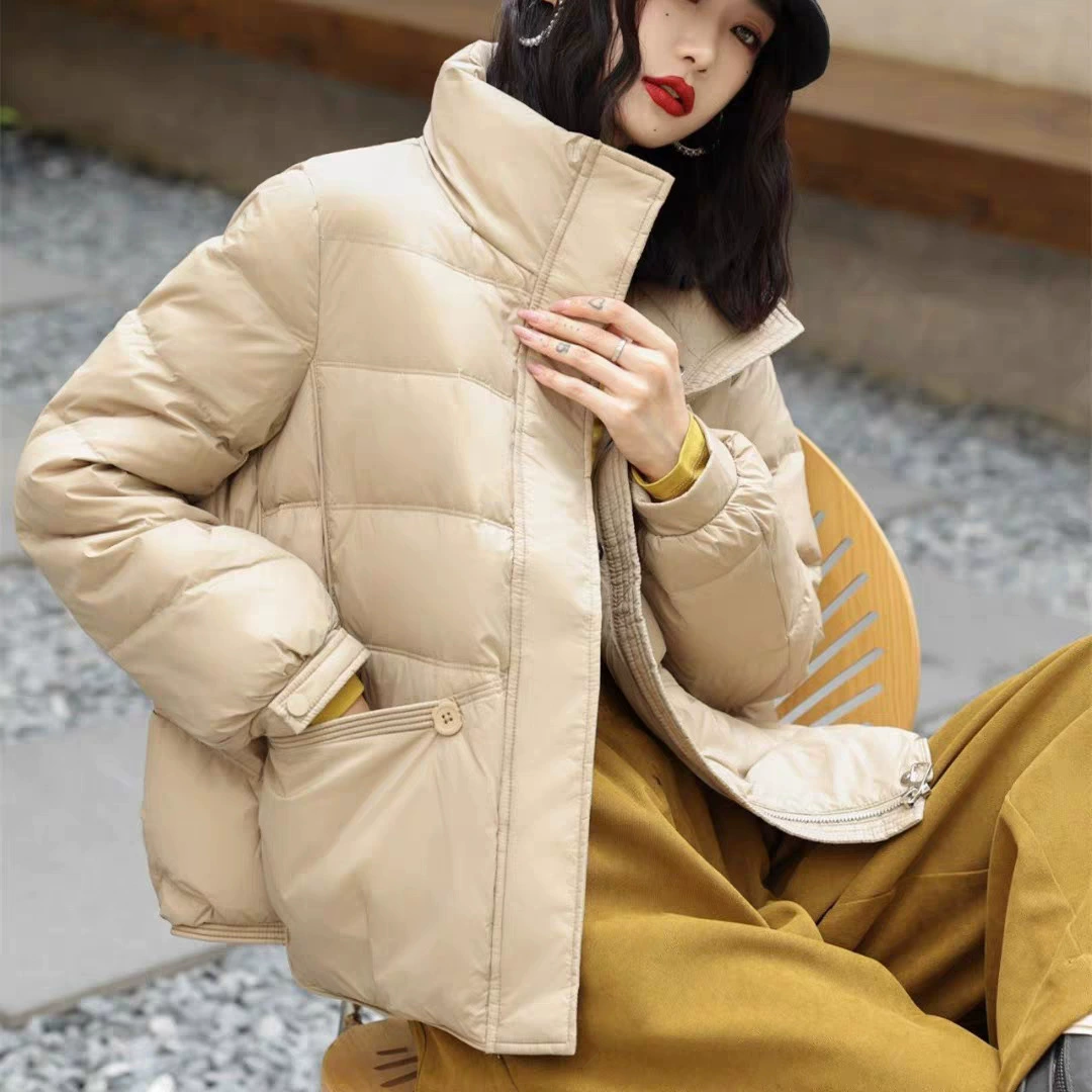 2024 новый высококачественный свободный пуховик в Корейском стиле с воротником-стойкой, Маленькая женская белая короткая теплая куртка на утином пуху