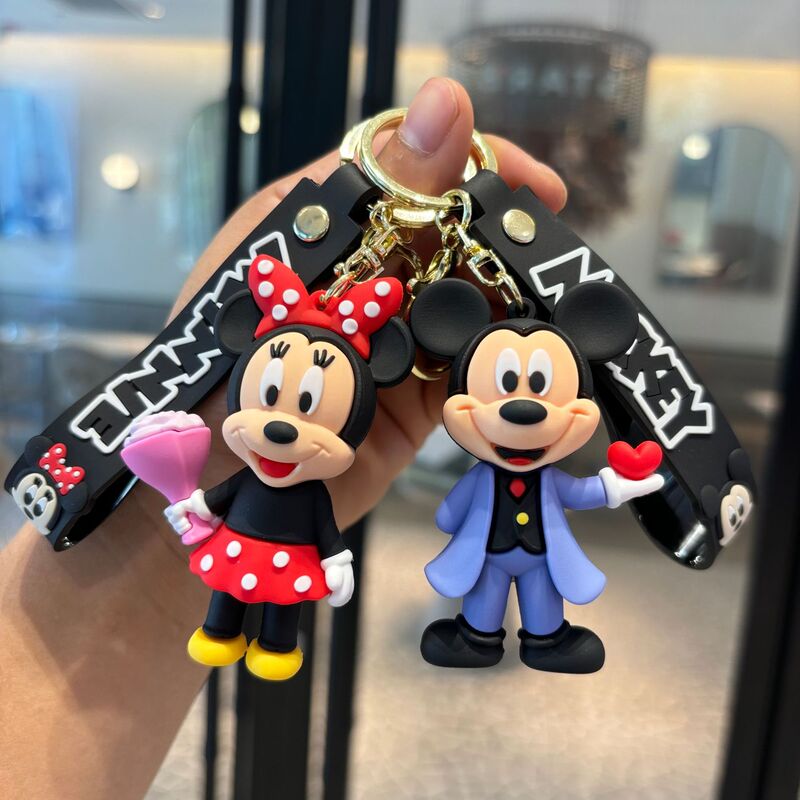 Cross-border Mickey Minnie Keychain Doll Pendant Love Couple Confession Key Chain Catch Baby Machine Small Gift Wholesale