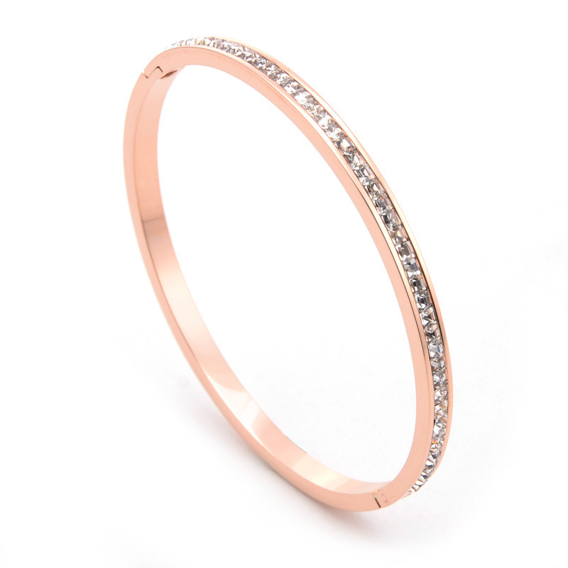 Round Diamond Inlaid Titanium Steel High-end Feel Ins Niche Design, Simple And Cool Style Bracelet_voghion.com