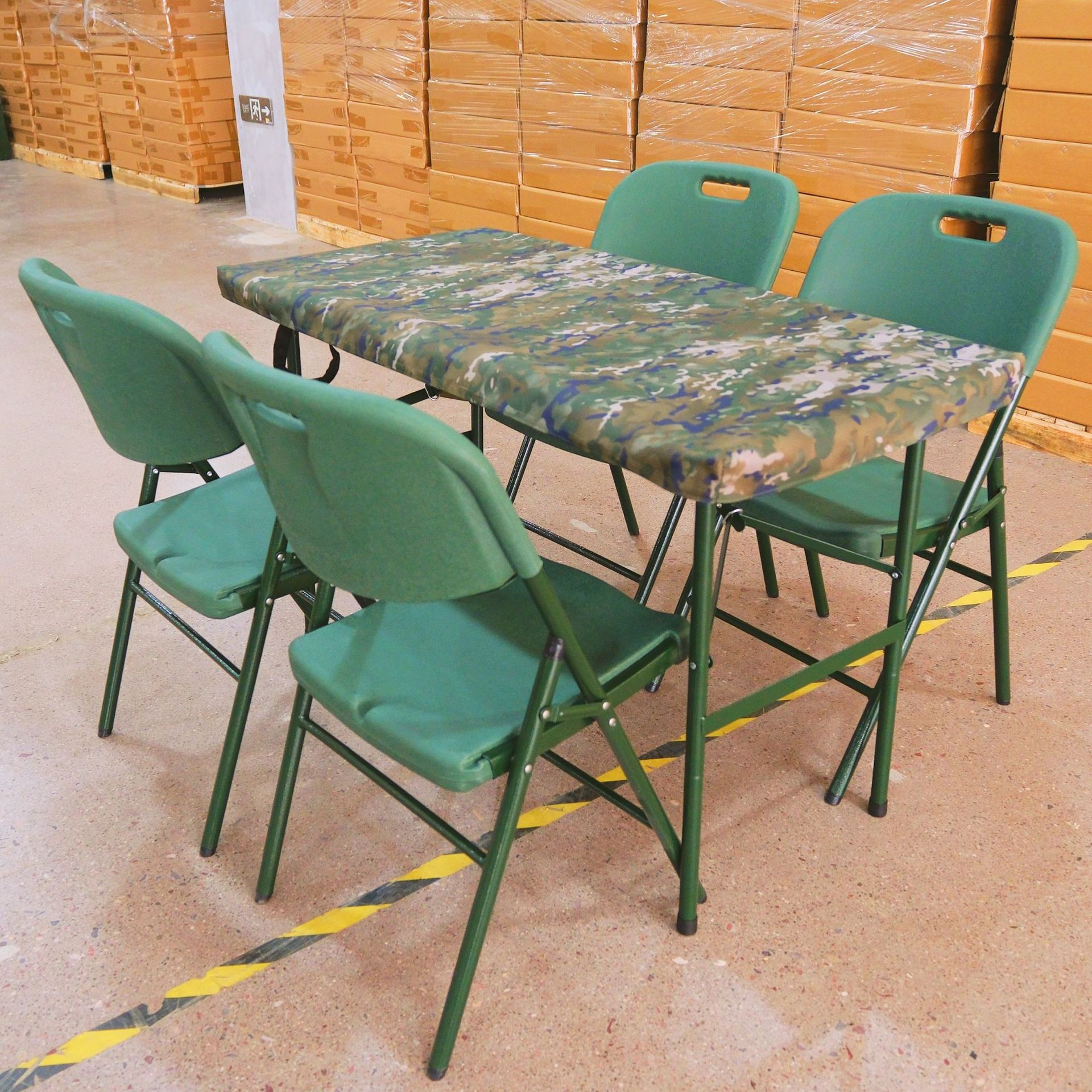 120*60*75cm [테이블 1개, 의자 4개 + 식탁보]