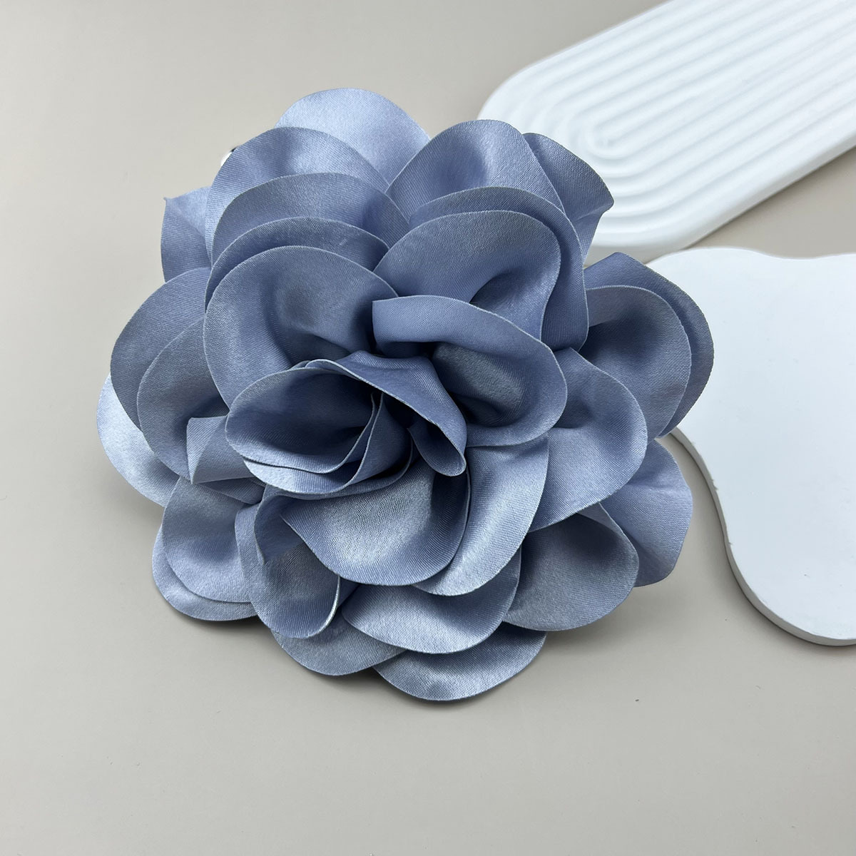 Elegant Glam Flower Cloth Women's Corsage display picture 20