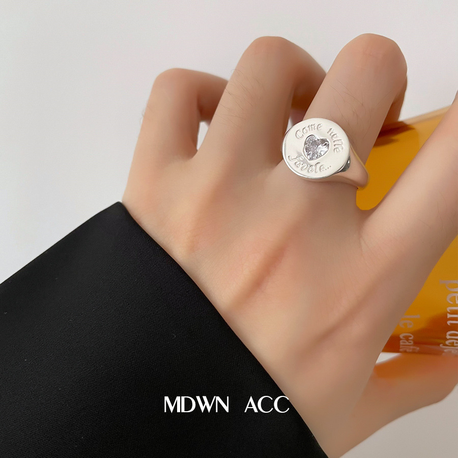 Geometric retro fashionable ring with letters with zircon