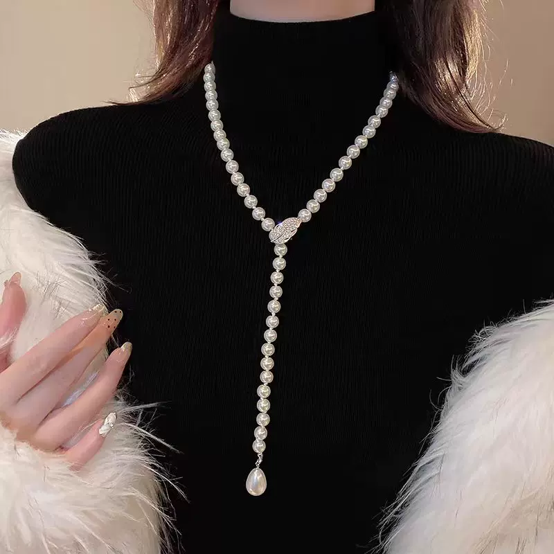 轻奢高级感毛衣链女设计感小众时尚珍珠项链长款高档镶钻水滴吊坠