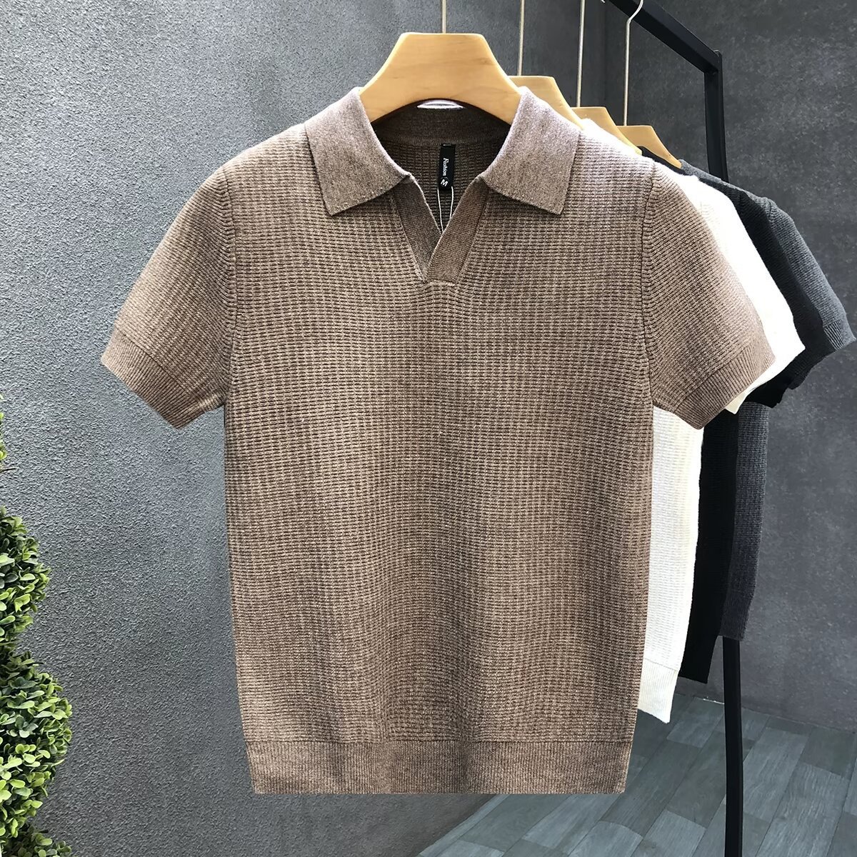 summer breathable light and thin knitted polo for leisure