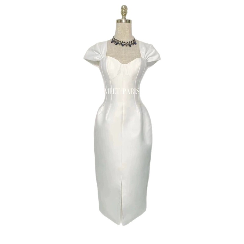 2025 Summer New French Niche Design Hepburn Style Pleated Waist Slimming Look Slit Slim Dress