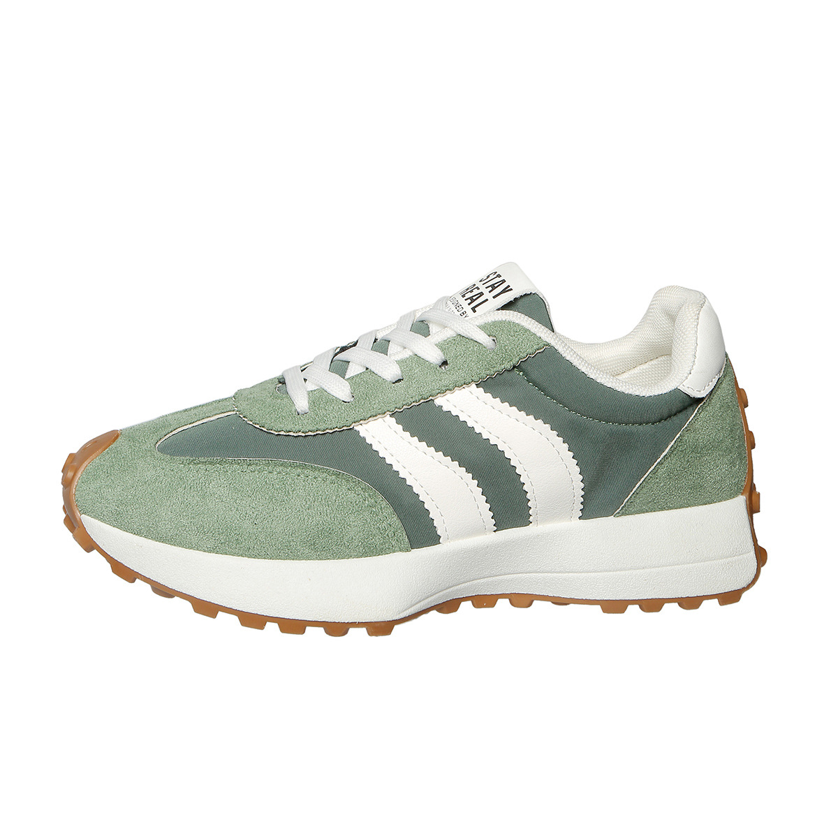 Zapatos de mujer de tamaño grande transfronterizo de cintura pequeña zapatos de papá mujeres primavera y verano nuevos zapatos casuales rojos de suela gruesa zapatos deportivos Gump