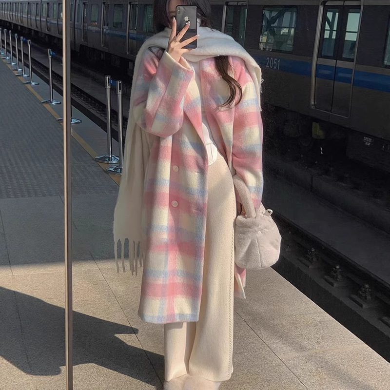 Pink Plaid Woolen Coat Women's 2023 Autumn and Winter New High-end Hepburn Style Small Woolen Coat