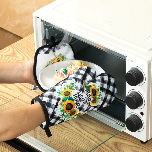 New Style Farmhouse Kitchen Print Microwave Baking Glove Heat Insulating Mat Set High Temperature Oven Heatproof Gloves