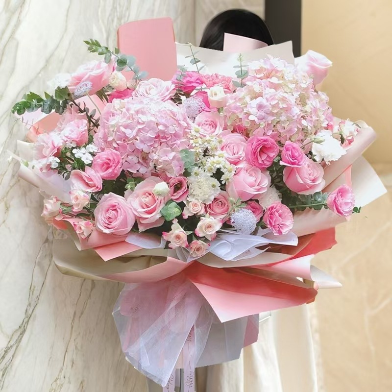 [달콤한 사랑] 핑크장미, 보라장미와 수국 부케를 믹스한