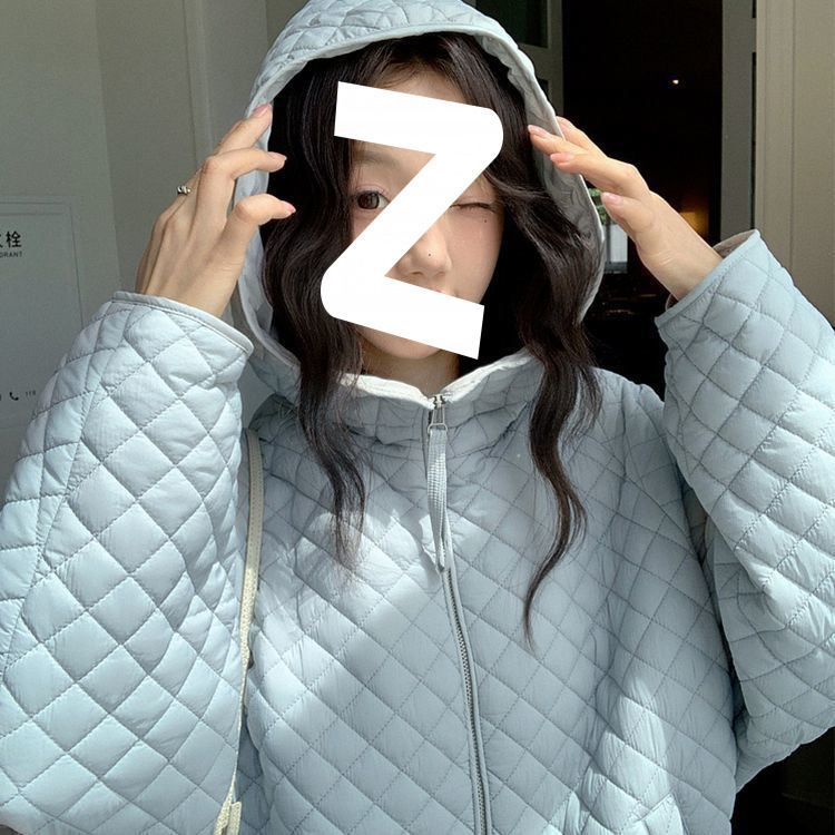 2026 Winter New Style Rhombus down Jacket for Women, Short Korean Style, Light and Sweet, Cute and Petite, White Duck down Coat
