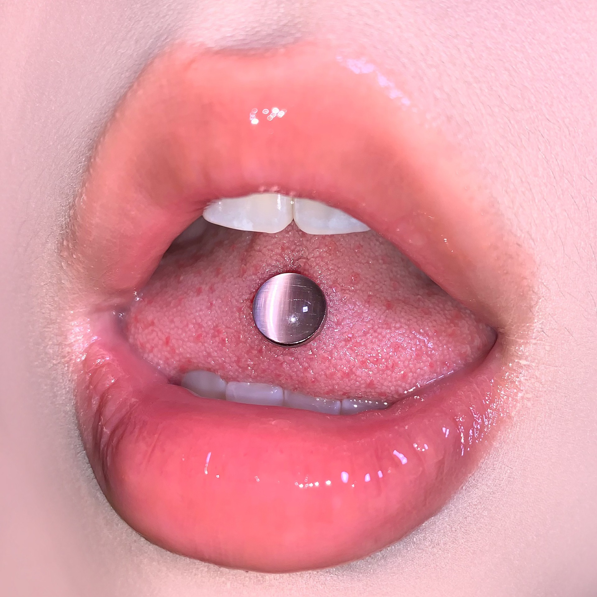 Cool Moonlight Cat's Eye Tongue Barbell 316L Surgical Steel External Thread 5-Color Drinkable Piercing Jewelry Wholesale detail image 15