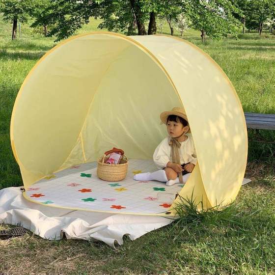 House camping tent equipment beach outdoor game one-button spring outing folding opening and closing children's rainproof portable sunscreen