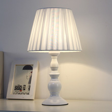 简约现代欧式卧室装饰小台灯创意温馨浪漫哺乳调光led床头灯