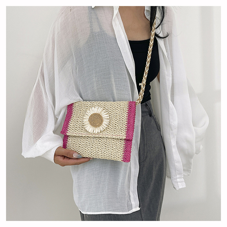 Women's Medium Braid Solid Color Vacation Square Flip Cover Crossbody Bag display picture 12