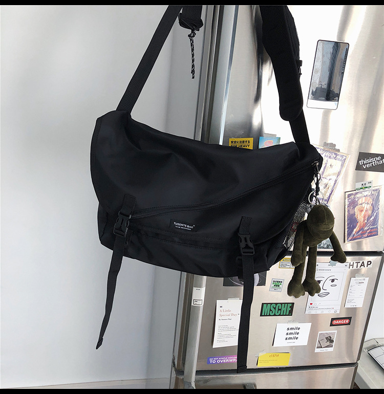 Hip-hop Tooling Bag Single Shoulder Large Capacity Messenger Bag Wholesale display picture 15