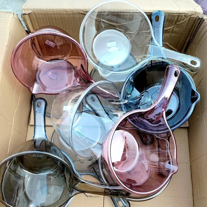 Big transparent plastic water ladle for home use