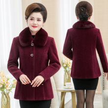 新款水貂绒夹棉妈妈毛呢外套新款中年女装保暖大衣宴会短款上衣
