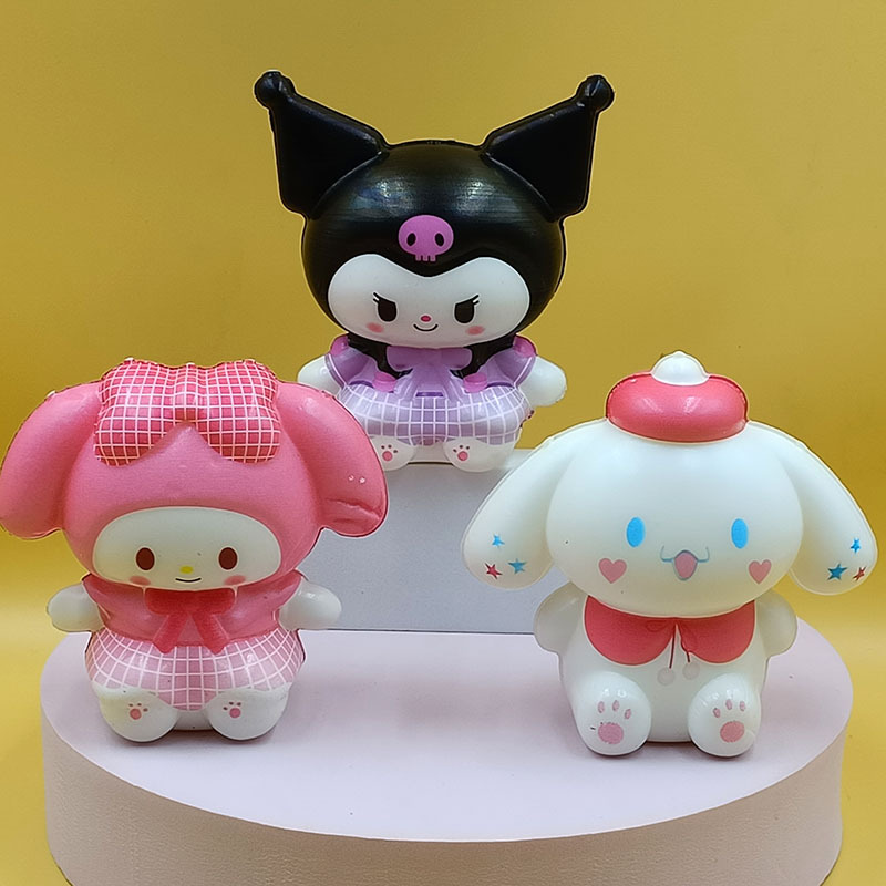 앉은 자세 산리오 4종 혼합머리