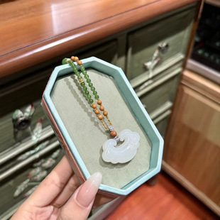 Jin Yutang Xinjiang Hetian Jade New Products on Shelf Hetian Jade with Jasper 6mm Bead Chain Gold Classic and Good-looking