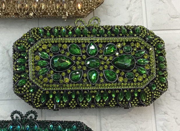 Nuevo paquete de cena con diamantes transfronterizos bolsas de cadena de diamantes de oro de champán cuadrado bolsas de mano de diamantes de vidrio de banquete europeas y estadounidenses