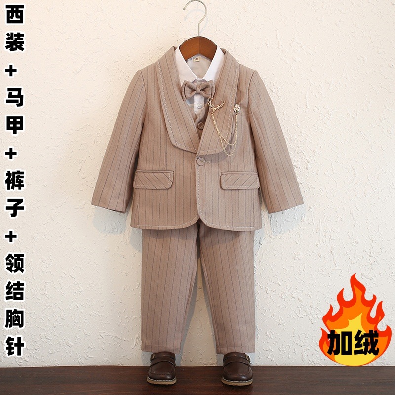 벨벳카키 83A2 [슈트조끼바지] + 나비넥타이 브로치