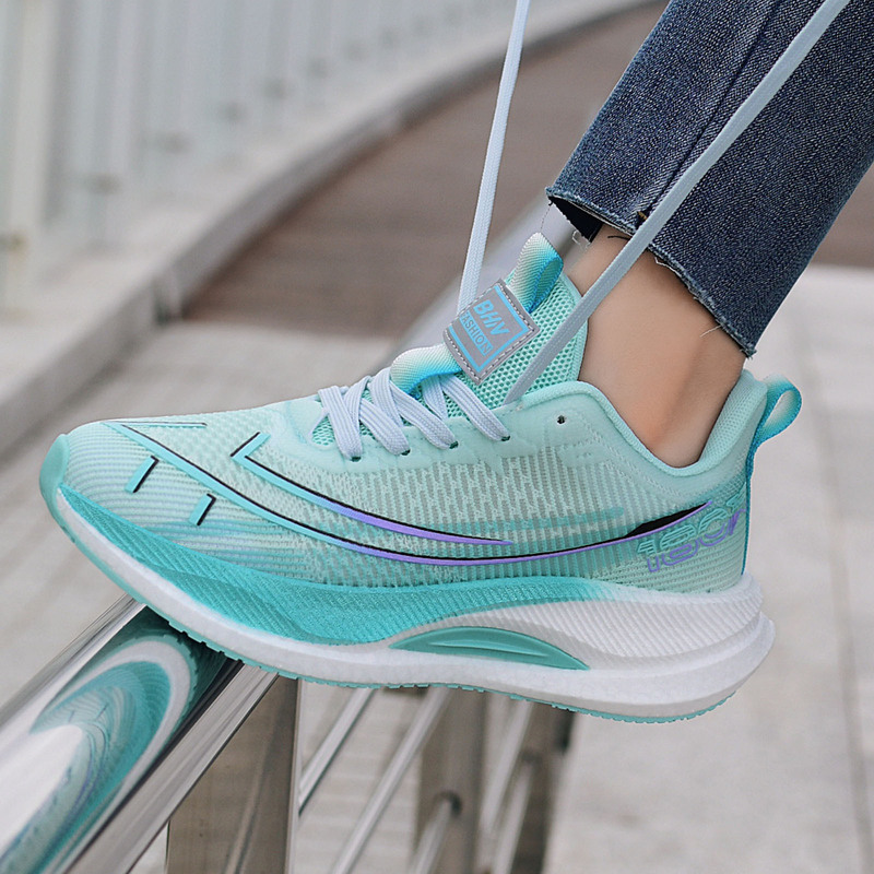 High-Quality Mesh Shoes, Comfortable Sports and Casual Shoes, Spring and Summer New Lightweight and Versatile Soft-Soled Jogging Shoes for Couples