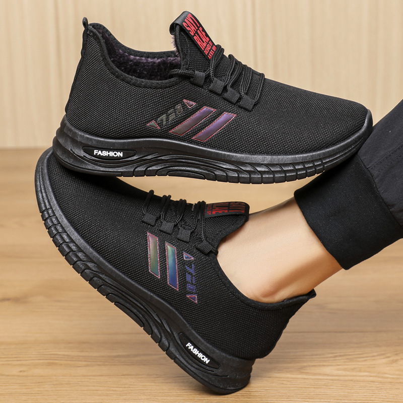 Zapatos de hombre de otoño e invierno 2024, casuales, versátiles, con forro de terciopelo, zapatos de algodón para hombre, zapatos gruesos de invierno, venta al por mayor para hombre