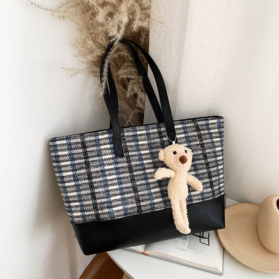 包包女2021春季新款时尚休闲潮流大容量帆布单肩包韩版小熊托特包
