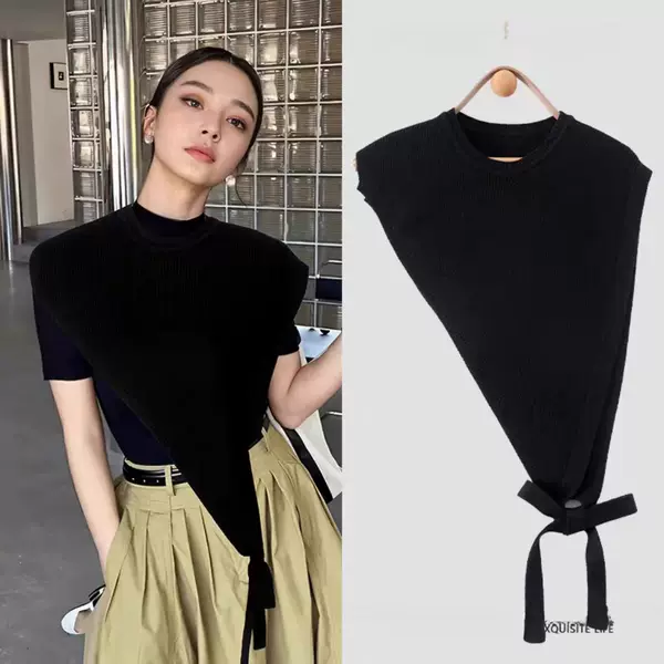 2024 Autumn and Winter New Women's Shoulder Shoulder High-end Retro Niche Design Triangle Knitted Shawl Stacked Vest