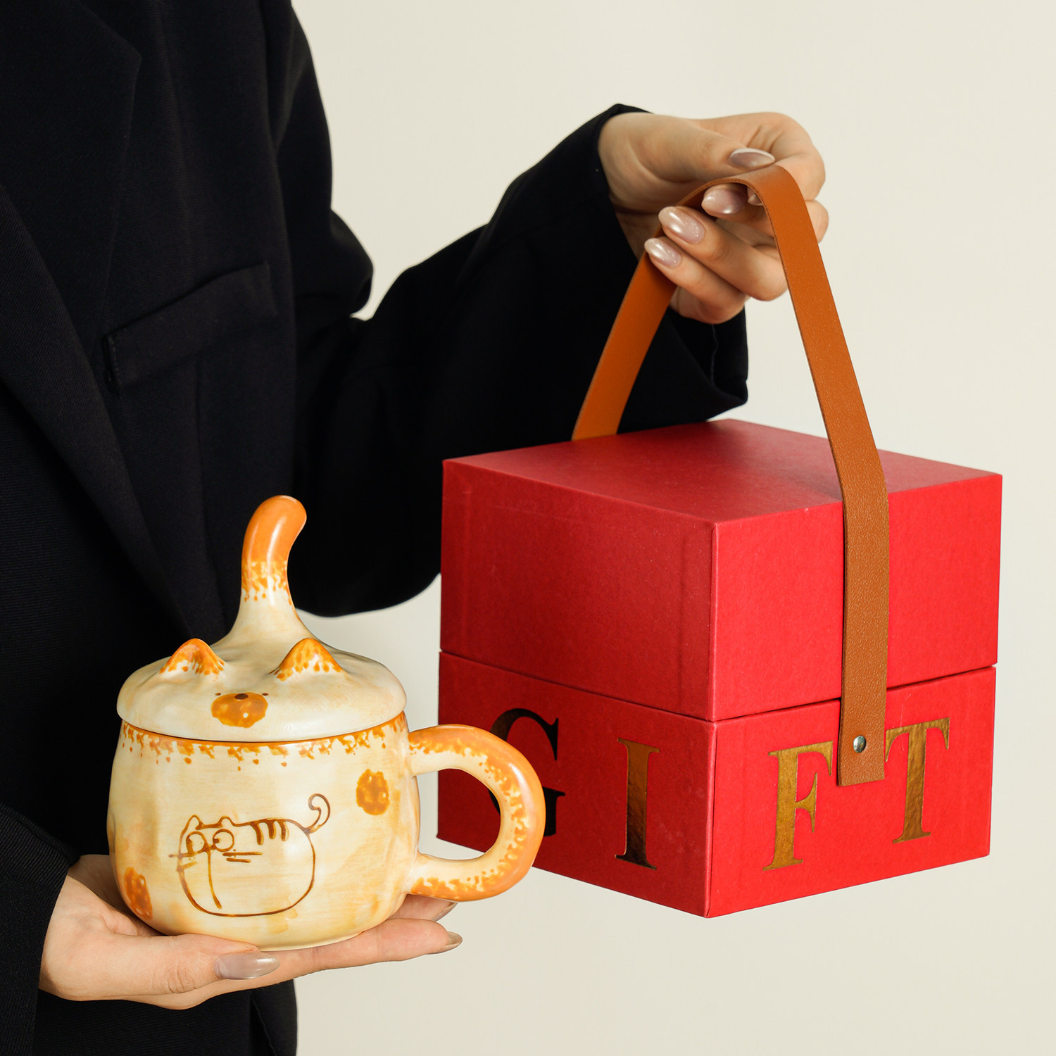 Taza de cerámica hecha a mano con tapa de diseño taza de café creativa para niños taza de agua casera regalo de cumpleaños