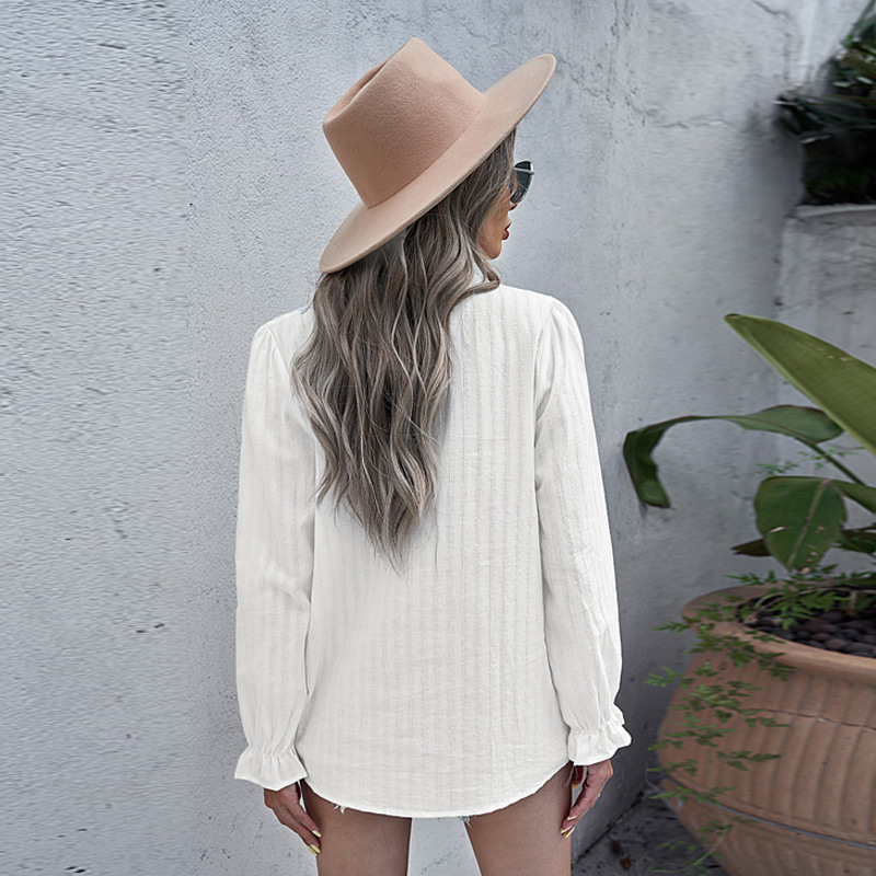 时颖欧美衬衫女秋季2022新款纯色蕾丝边拼接排扣灯笼袖开衫衬衣女