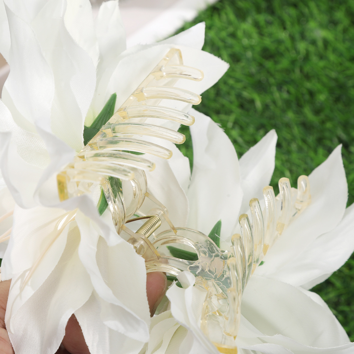 Lady Style Lady Women's Flower Mixed Materials Hair Claws