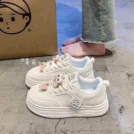 小众可爱鞋子厚底小白鞋女2025秋冬季学生新款休闲百搭运动女板鞋
