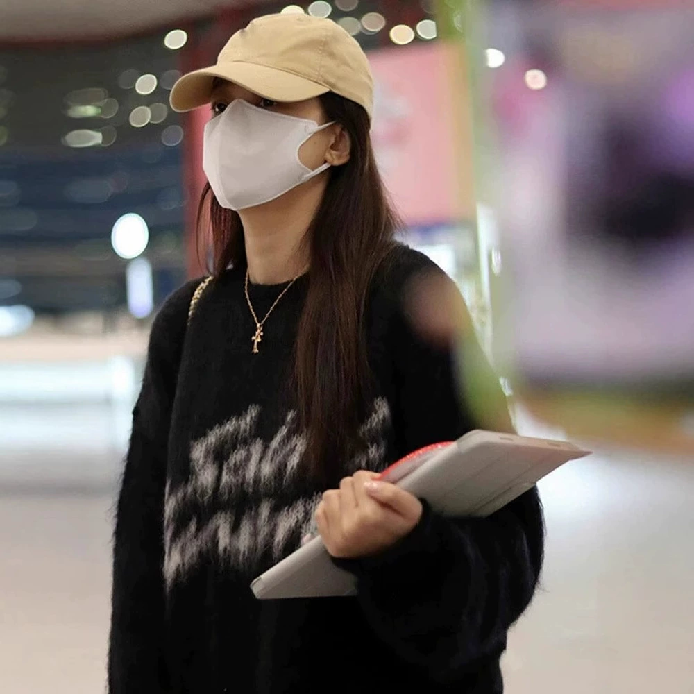 Не выпадающая версия, вязаный топ с контрастными буквами и граффити, свободный утягивающий свитер в ленивом стиле для женщин, чтобы носить на улице