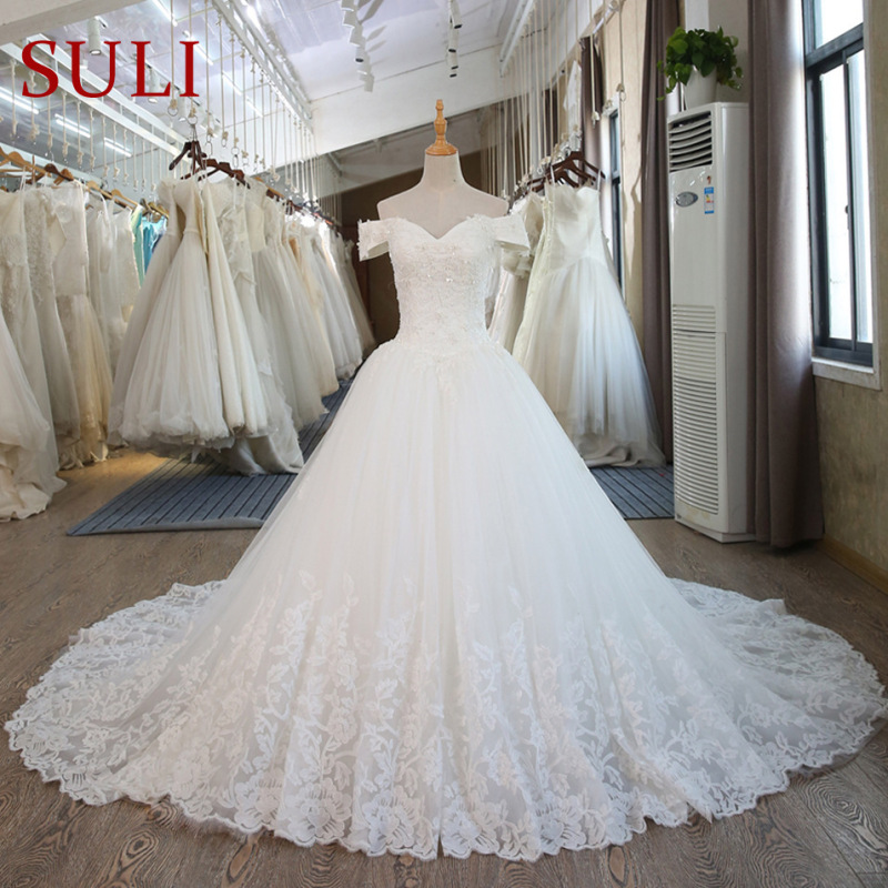 2025 New Foreign Trade Amazon White Ball Gown Wedding Dress Vintage Plus Size Lace Wedding Dress